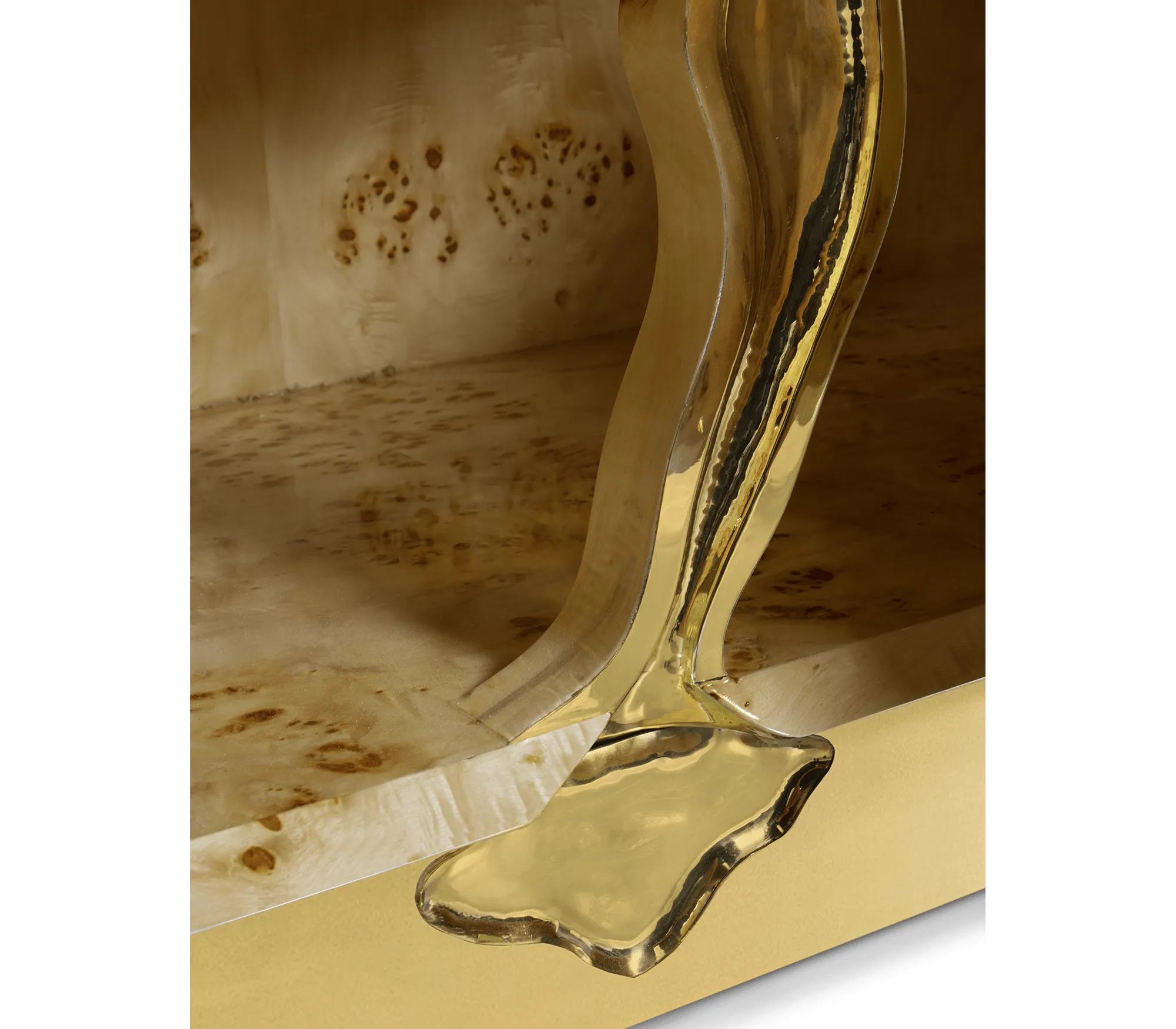 Mirror-Finish Bespoke Sideboard with Artisan Gold Detailing-4