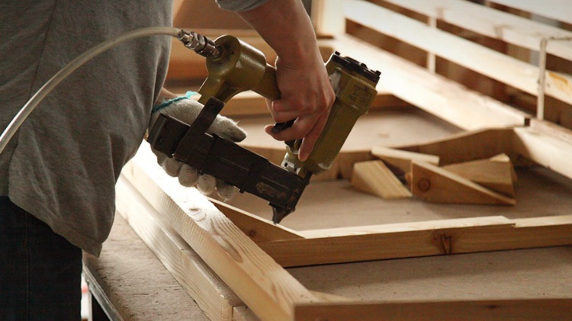 Fabricante líder de muebles para el hogar: la fuerza detrás de los logros