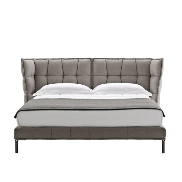 Camas de lujo a medida con cabezal moderno acolchado Wingback-1