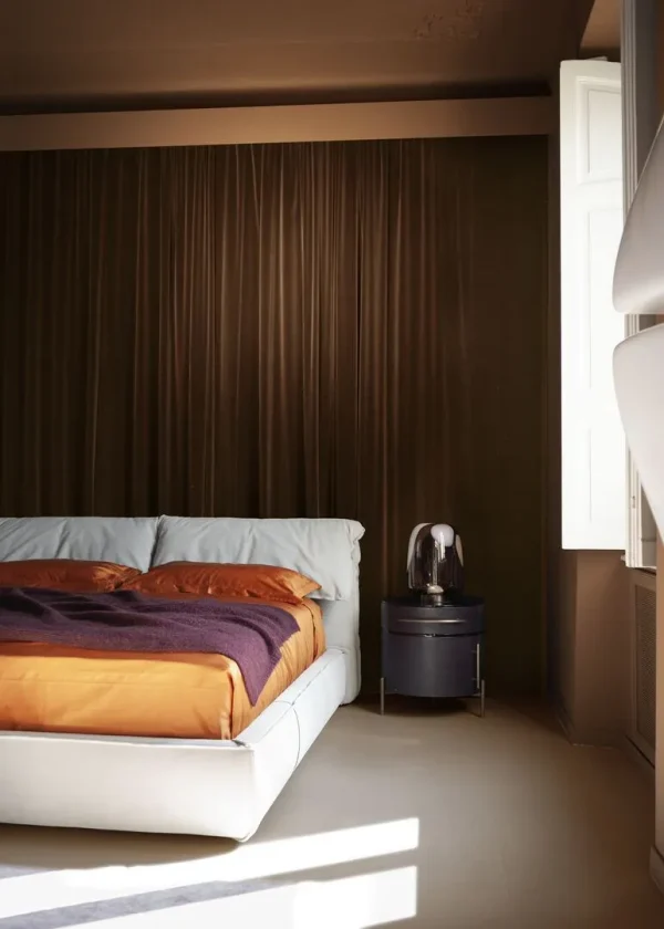 Cama moderna de diseño personalizado, cama tapizada de rejilla geométrica-4