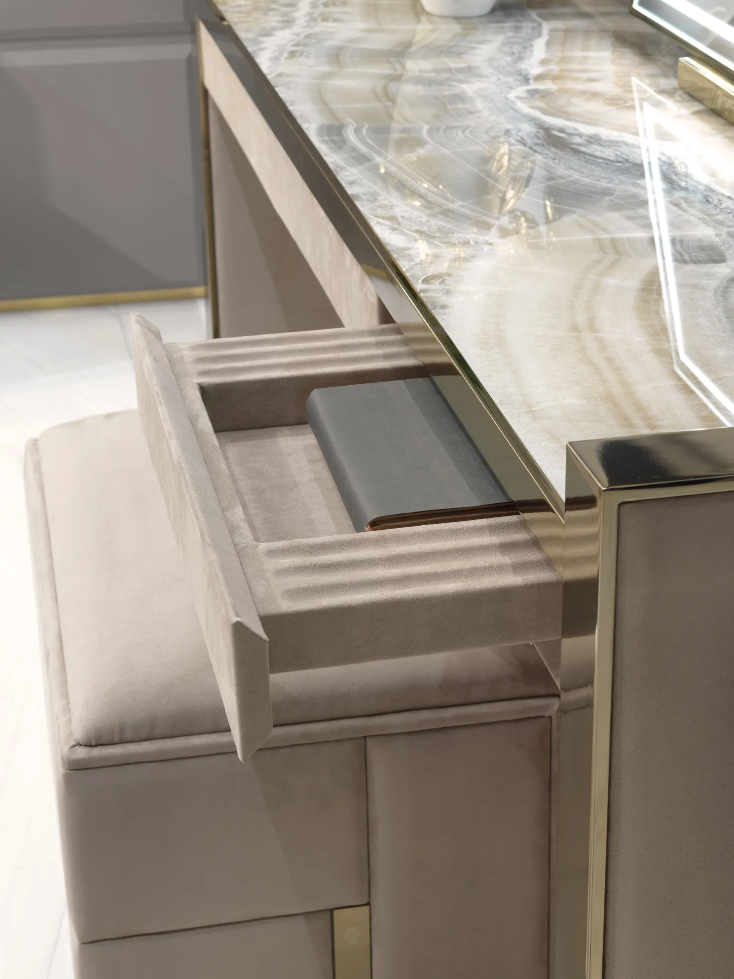 Luxurious Dressing Table, Bespoke Geometric Stone Vanity Set-4