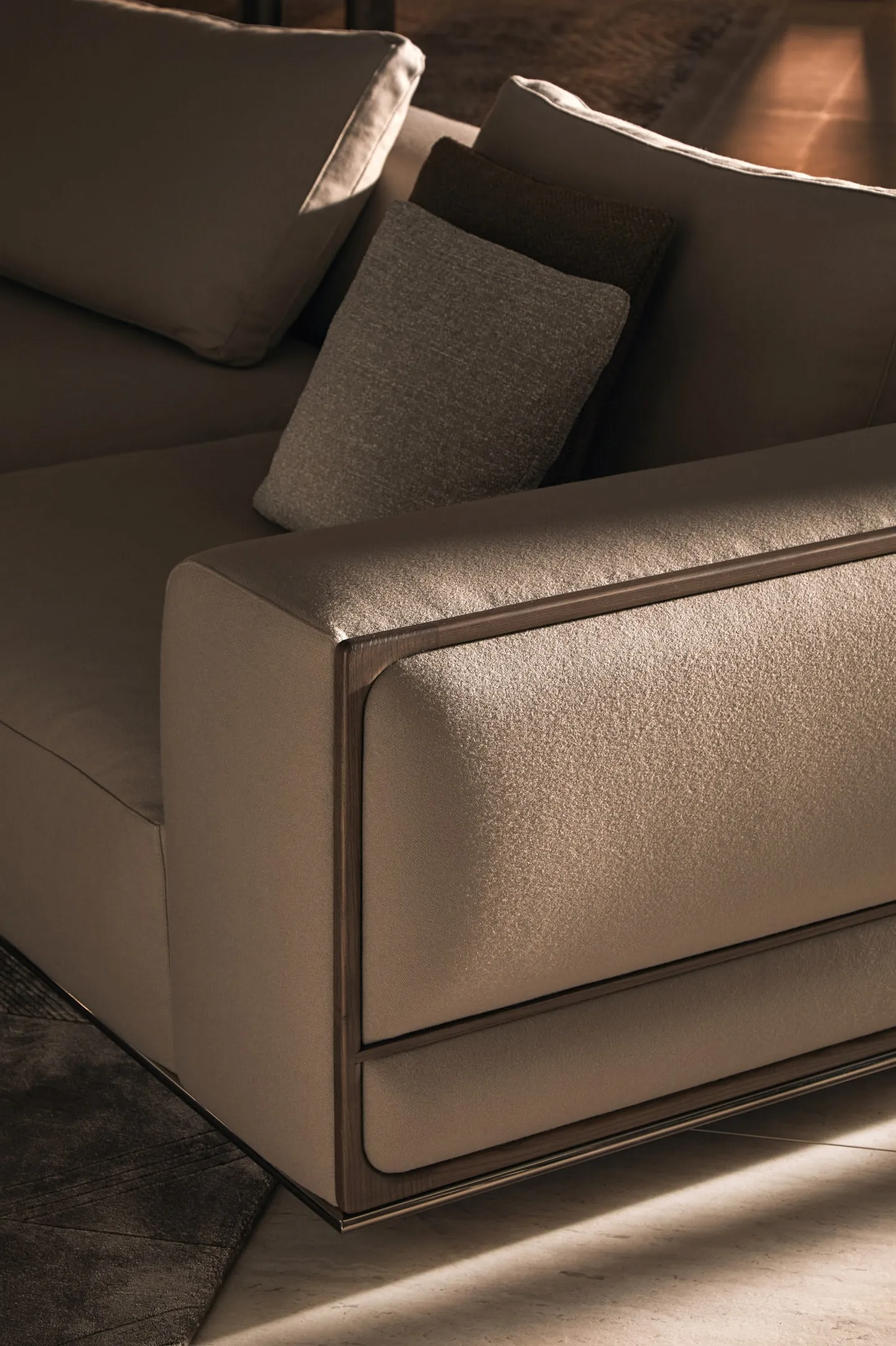 Custom Design Sofa, Tailored Configuration Premium Comfort-4