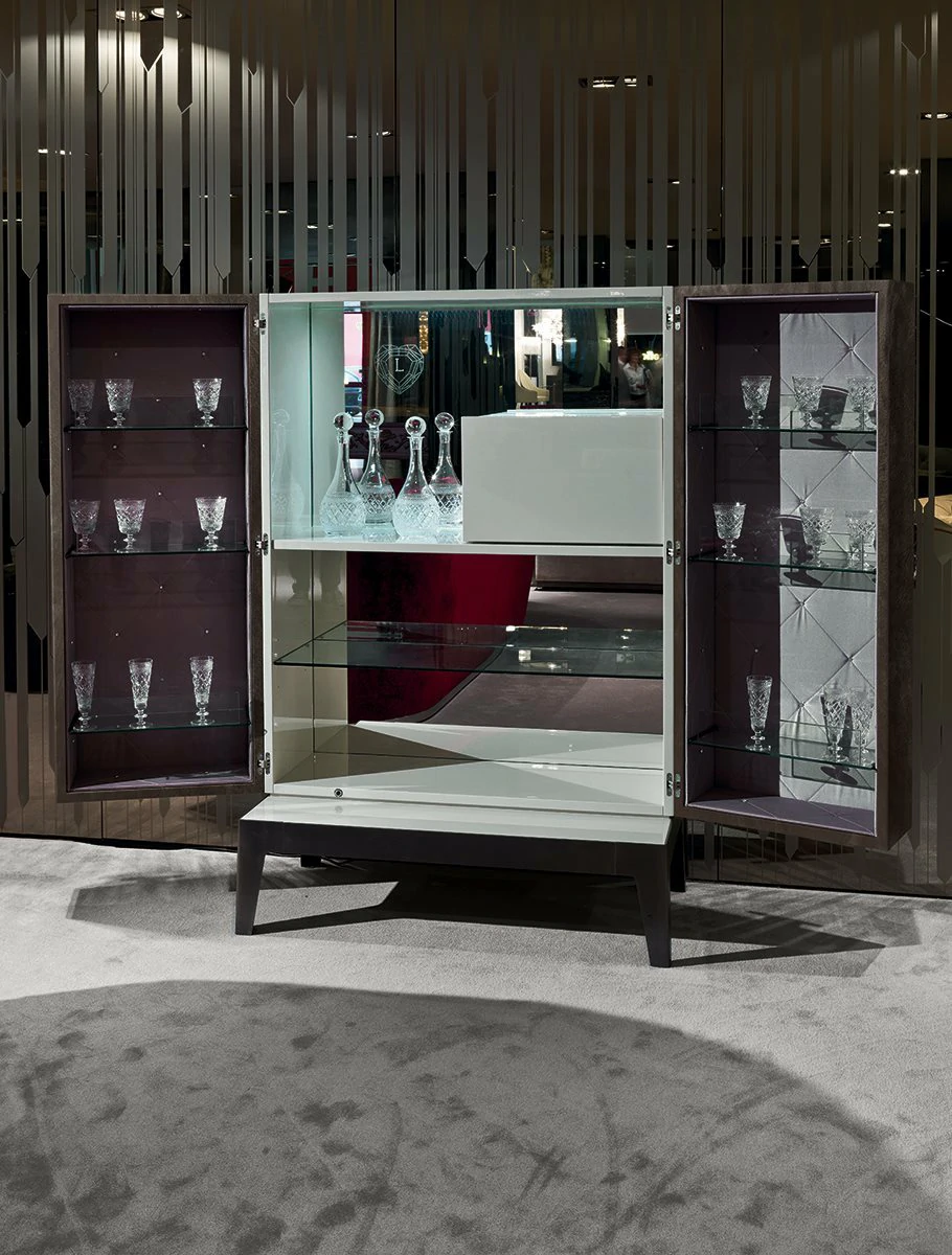 Black Crocodile Wood Wine Bar Cabinet QMY-WC016 - Custom Wine Bar Cabinet Supplies Manufacturer - Image 4