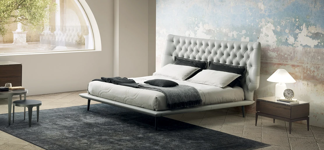 Italian Luxury Modern Rice White Leather Upholstered Bed QMY-BE028 - Custom Made King Bed Manufacturer — изображение 3
