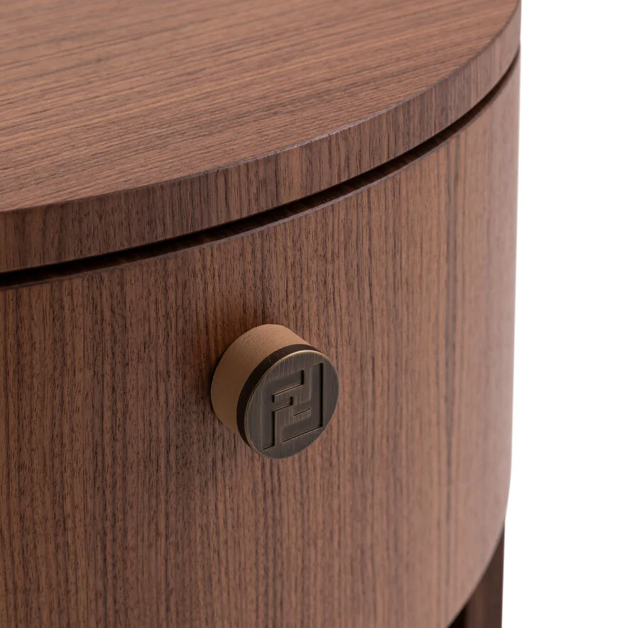 Luxury Elefante Walnut Finish Solid Wood Nightstand QMY-NS015 - Bespoke Luxury Bedside Table Factory Direct Supply - الصورة 3
