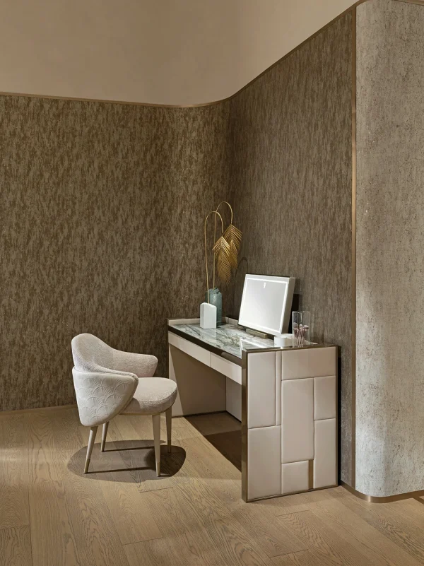 Luxury Italian Minimalist Armchair Dining Chair QMY-DC025 - Bespoke Upholstered Dining Arm Chair Furniture Supplier