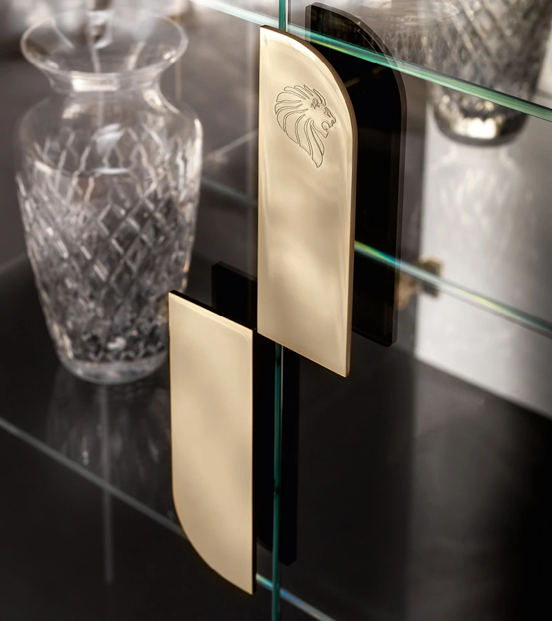 Modern High-end Villa Glass Wine Cabinet QMY-WC019 - Custom Made Wine Cabinet Manufacturer - Image 4