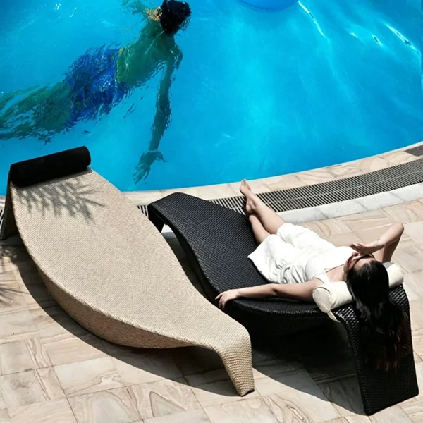Wholesale Custom Rattan Leaf-Shaped Outdoor Lounge QMY-ODSL015