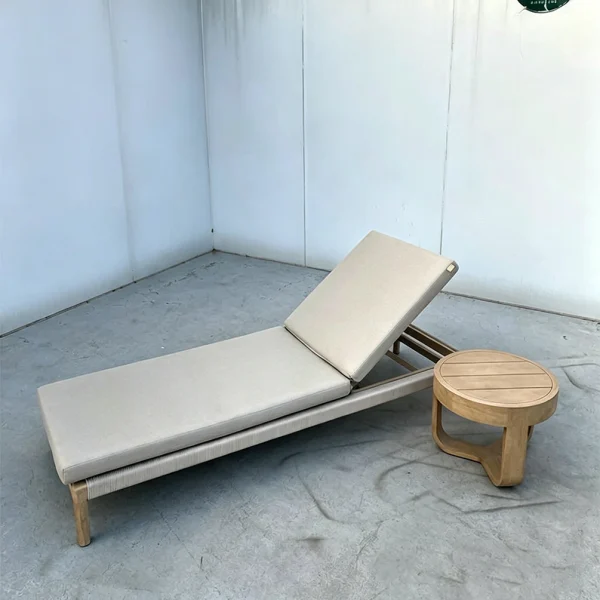 Custom Outdoor Chaise Lounges With Slatted Surface QMY-ODSL012