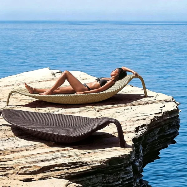 Wholesale Custom Rattan Leaf-Shaped Outdoor Lounge QMY-ODSL015