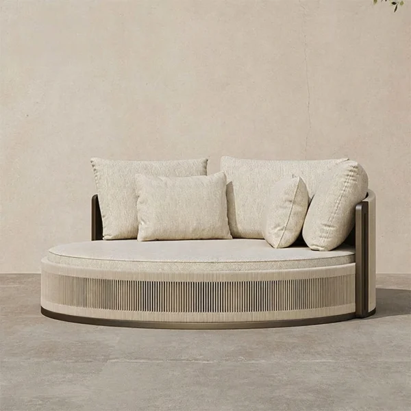 custom outdoor lounge chairs