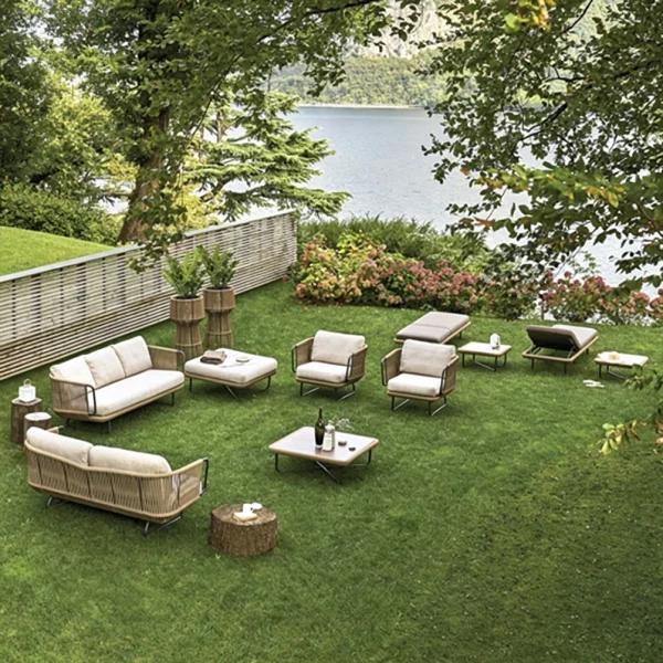 Custom Outdoor Lounge Set, Luxury Modern Waterproof Outdoor Sunbeds & Sun Lounger QMY-ODSL017
