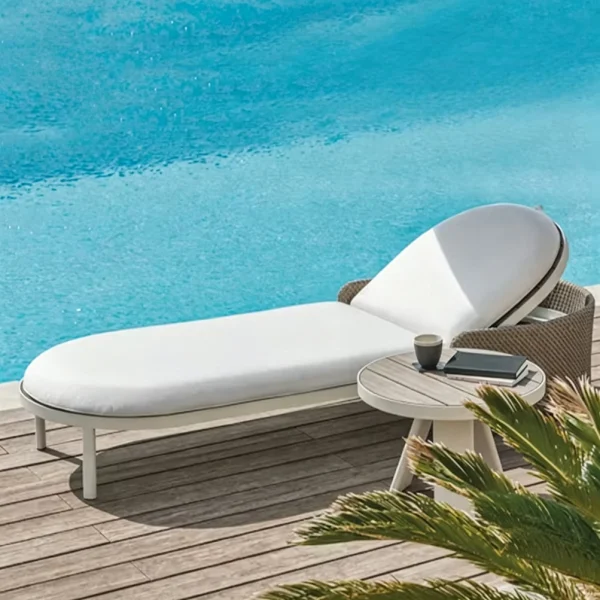 Wholesale Outdoor Chaise Lounge, Luxury Modern Outdoor Sun Lounger QMY-ODSL019