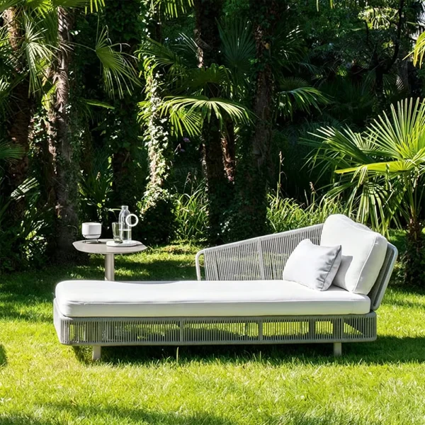 Bulk Outdoor Patio Chaise Lounge With Rattan Bracket, Modern Luxury QMY-ODSL024