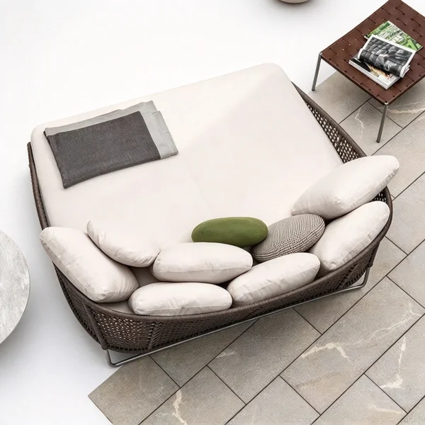 Custom Outdoor Daybed, Aluminum Frame Waterproof Sun Lounger QMY-ODSL027