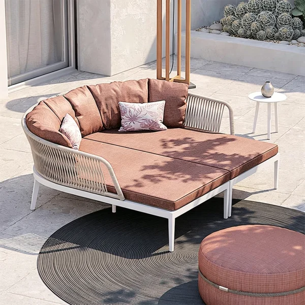 Custom Outdoor Sun Lounger, Synthetic Rattan QMY-ODSL025